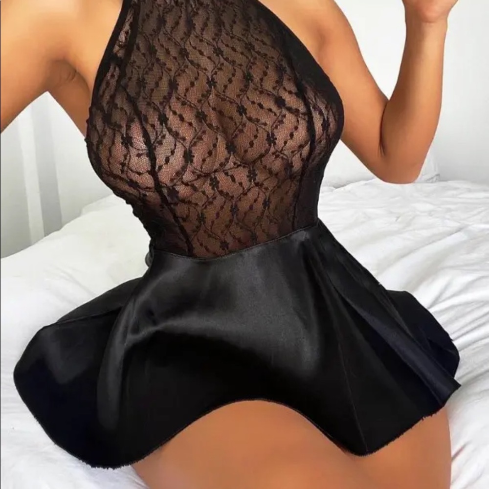 Bowknot halter lace babydoll